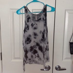 Tie-dye tank with fringe